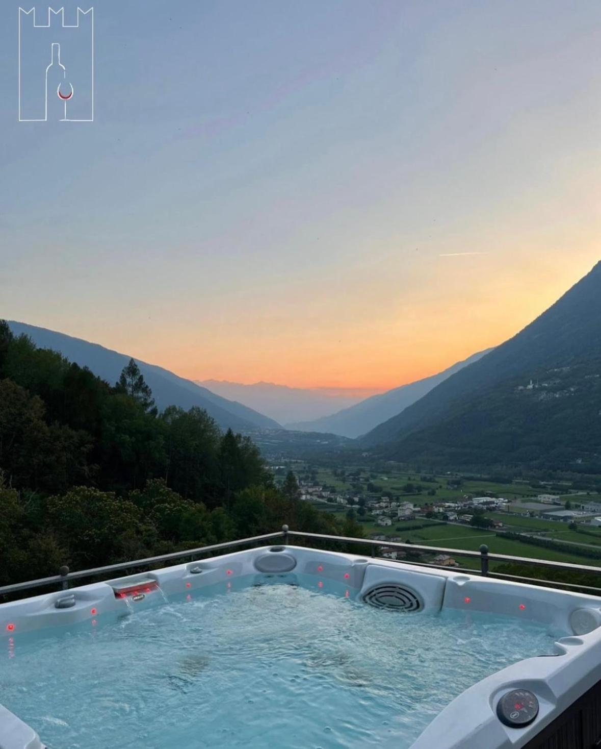 Foppoli Castle, Private 11Th Century Fortress With Panoramic View, Sauna And Hot Tub Overlooking The Valtellina Mazzo di Valtellina Exterior foto