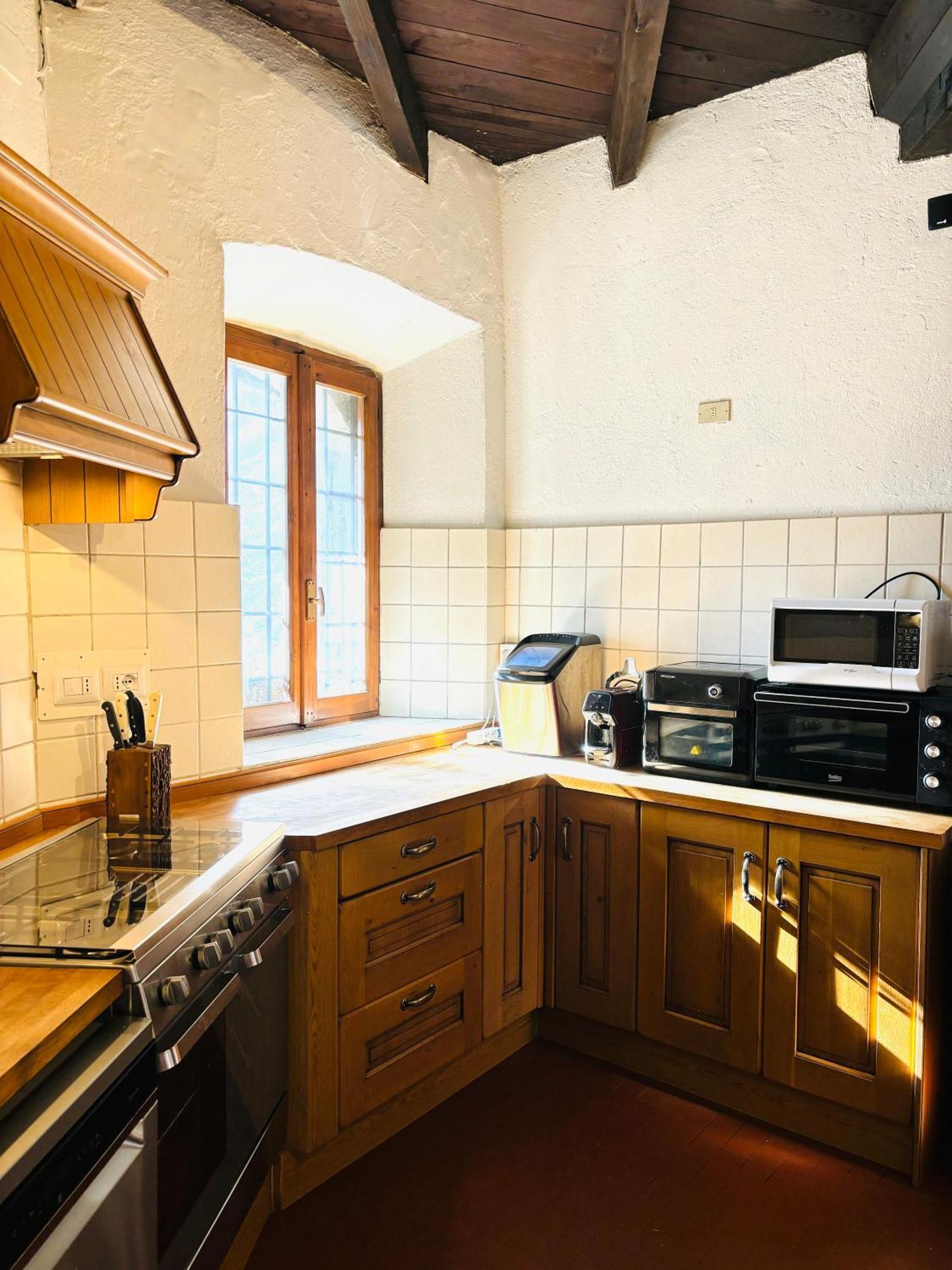 Foppoli Castle, Private 11Th Century Fortress With Panoramic View, Sauna And Hot Tub Overlooking The Valtellina Mazzo di Valtellina Exterior foto